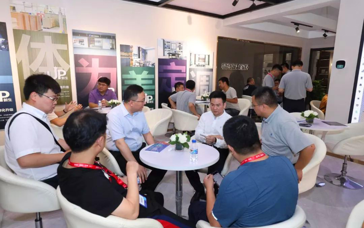 广州家具展厅设计五感沉浸化,唤醒情绪共鸣 广州家具展厅设计五感沉浸化,唤醒情绪共鸣