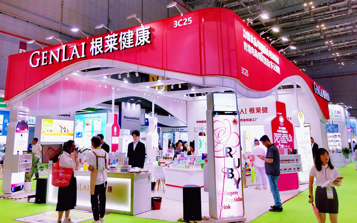 现代简约风格展台设计:极简设计抓住眼球 现代简约风格展台设计:极简设计抓住眼球